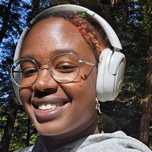 Meet your Posher, Reem